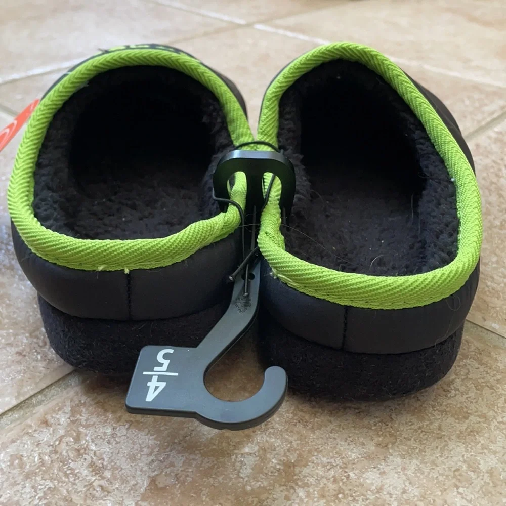 wonder nation Boys Astronaut Space Slippers